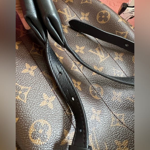 Louis Vuitton Palm Springs PM backpack - Picture 11 of 14